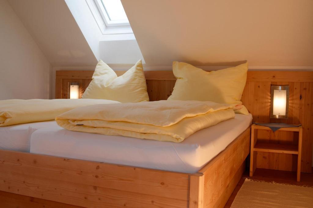 Frühstückspension Kleinschuster Burgau Habitación foto